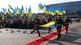 У День Державного Прапора юним кам’янчанам вручать паспорти